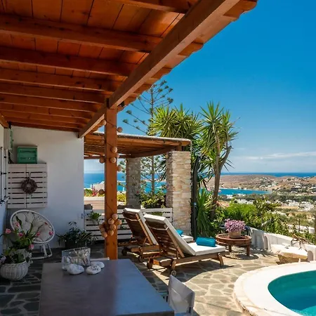 Haritomeni Parikia (Paros)